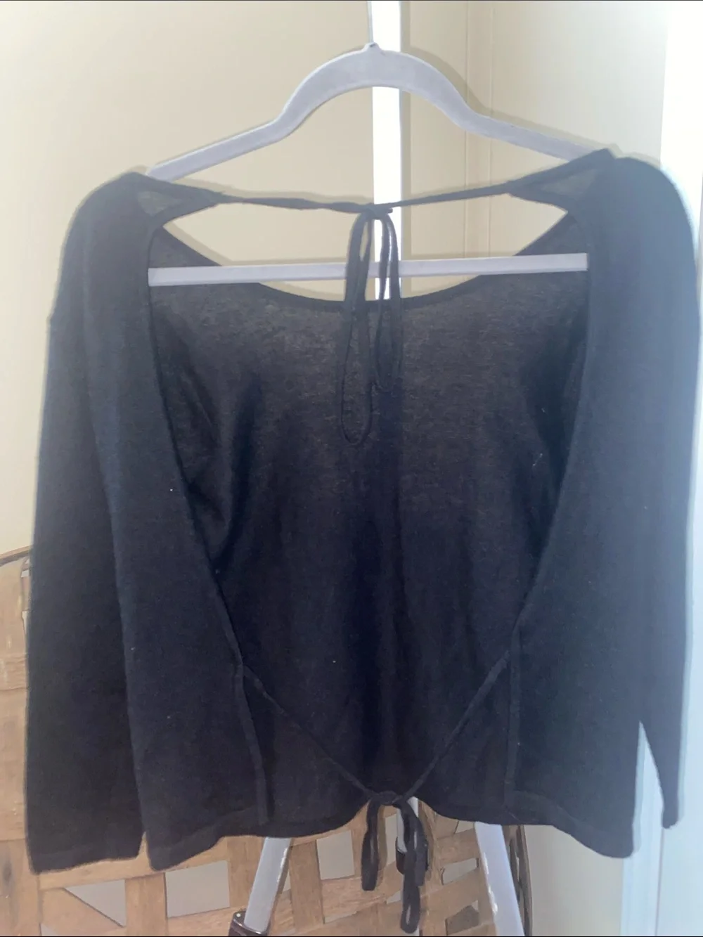 Women's Lightweight Tie-Back Sweater